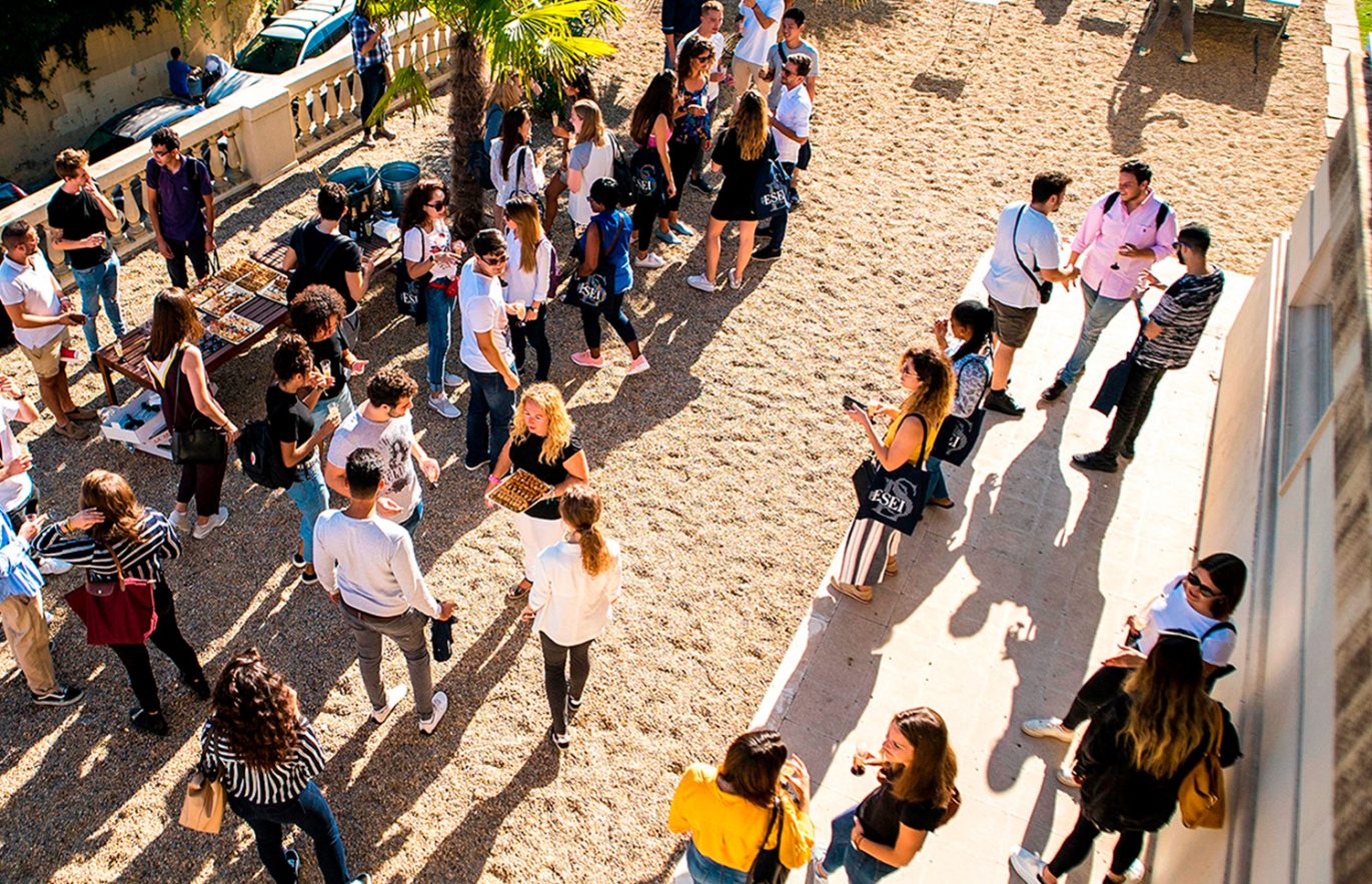 escola de negocis barcelona web