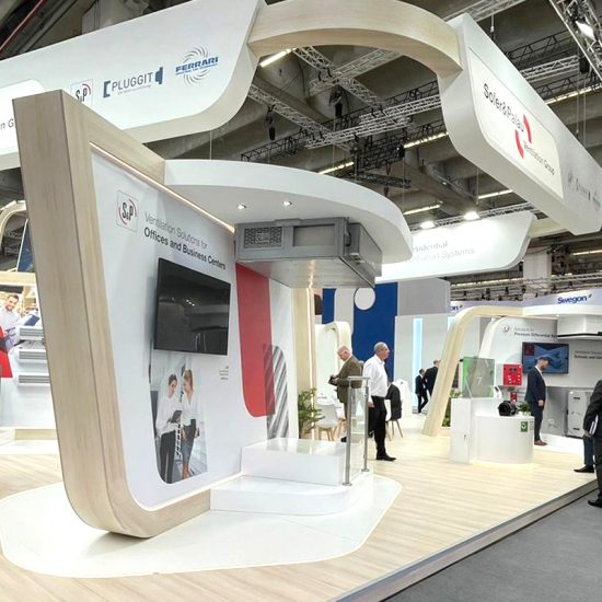 creacion de stand para evento de soler and palau